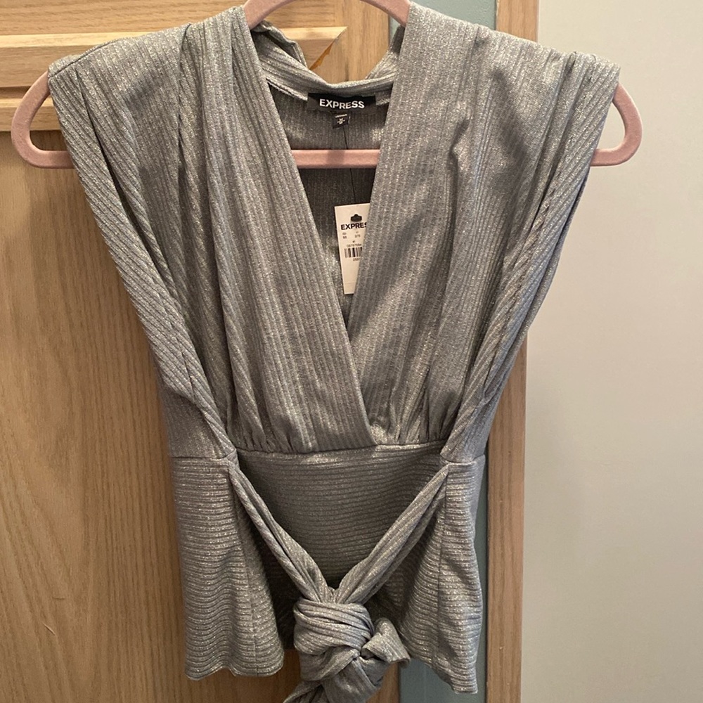Express silver shirt size M